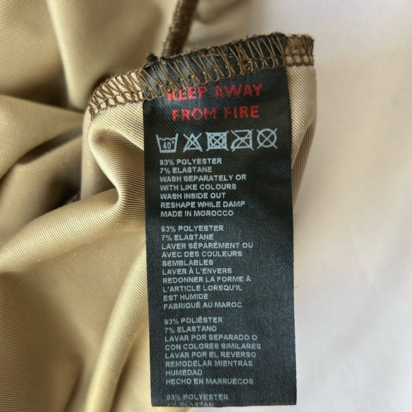 Urban Outfitters Floral Velvet Milly romper - Picture 7 of 7